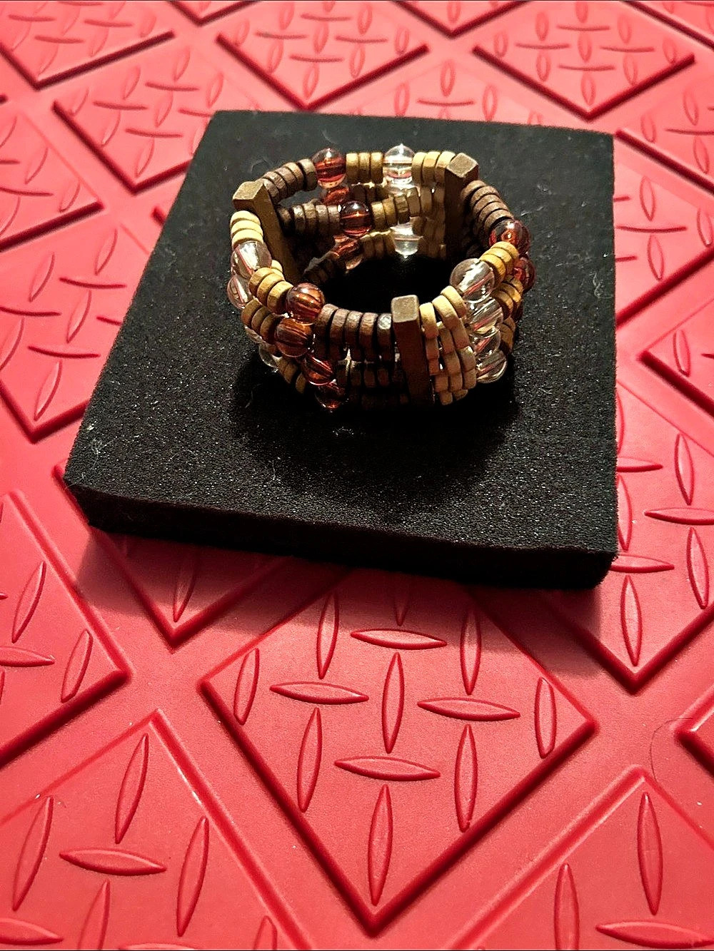 Beaded Bracelet in Brown & Gold